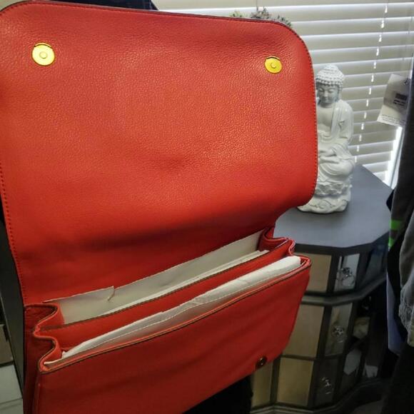 Tory Burch Handbag - Picture 5 of 8